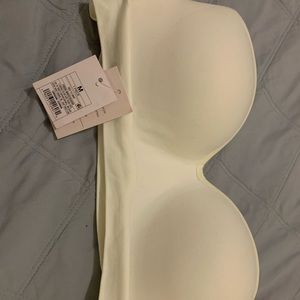 Strapless bra white NWT